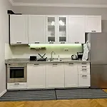 Appartamento Elegant 2bdr For Groups And Family - Fast Wi-fi Sofia