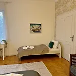 Appartamento Elegant 2bdr For Groups And Family - Fast Wi-fi