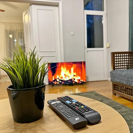 Elegant 2bdr For Groups And Family - Fast Wi-fi