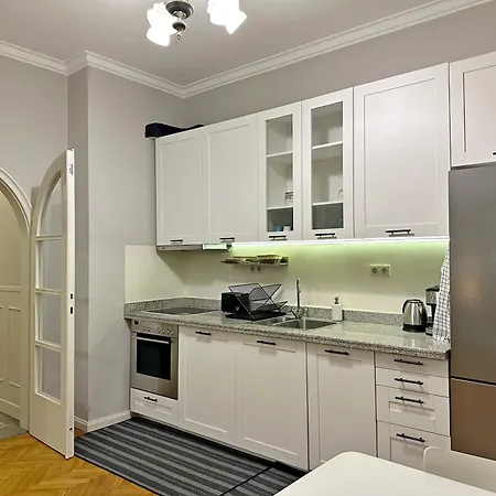 Apartment Elegant 2bdr For Groups And Family - Fast Wi-fi Sofia
