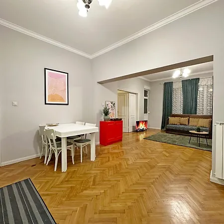 Elegant 2bdr For Groups And Family - Fast Wi-fi 아파트 *