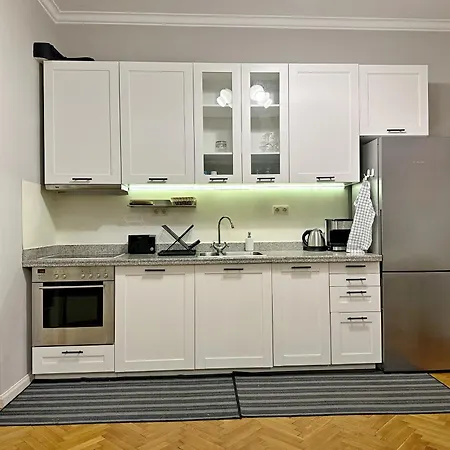 Apartment Elegant 2bdr For Groups And Family - Fast Wi-fi Sofia