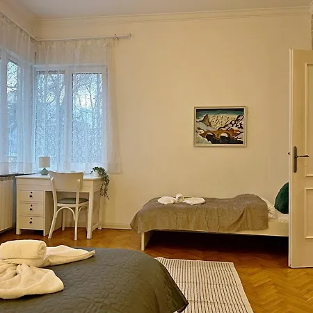 Elegant 2bdr For Groups And Family - Fast Wi-fi Sofia