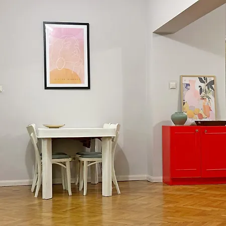 Elegant 2bdr For Groups And Family - Fast Wi-fi * Sofía